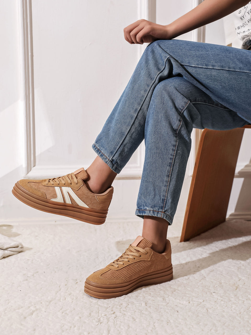 Sneakers - 1911 Camel