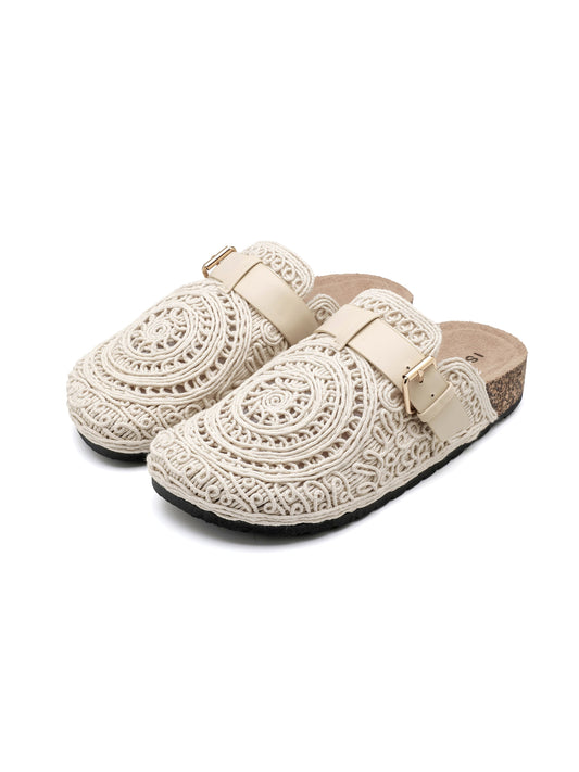 ISABAC sabot in tessuto crochet con fascia regolabile e fibbia color cuoio, tomaia intrecciata artigianale.

Dettagli prodotto
• Made in China
• Materiali: Vegano (Materiali sintetici)