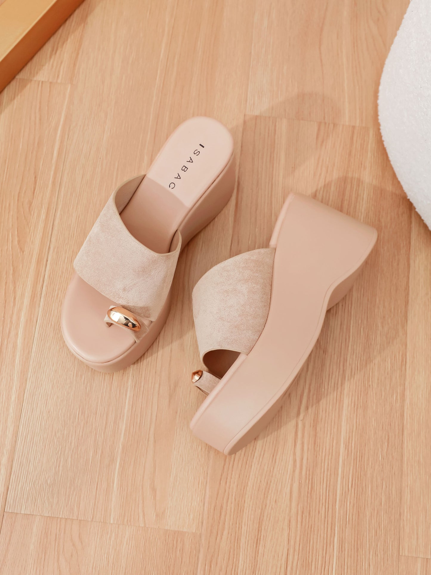 Sandali con Zeppa - 3558 Beige