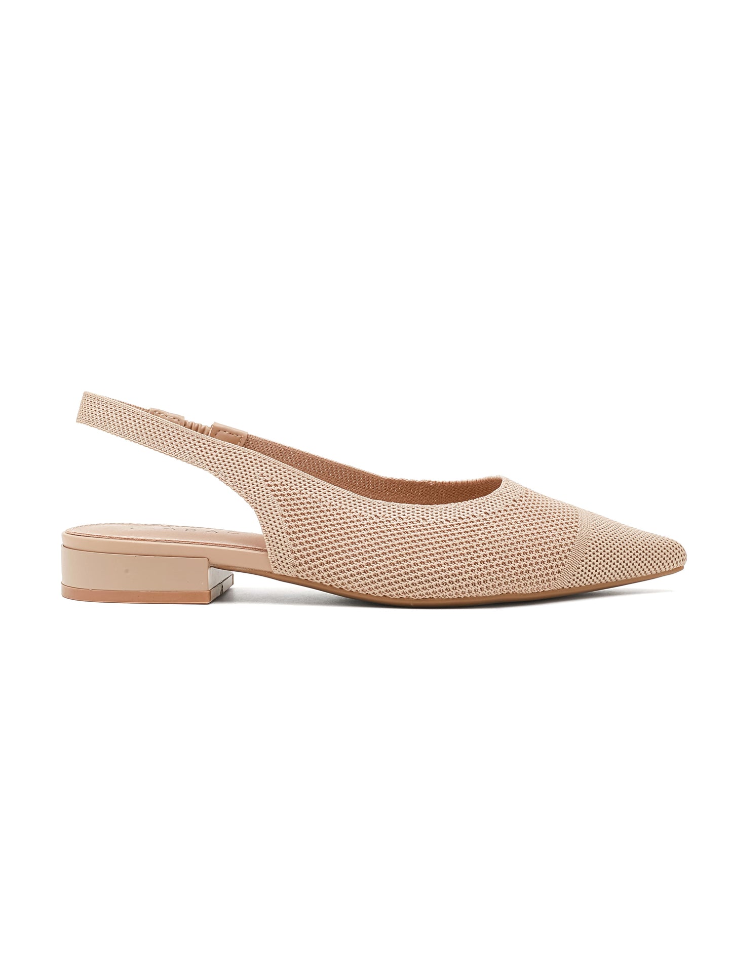 Slingback flat ISABAC in maglia, punta affusolata, tacco basso squadrato; modello leggero e sofisticato.

Dettagli prodotto
• Made in China
• Materiali: Vegano (Materiali sintetici)