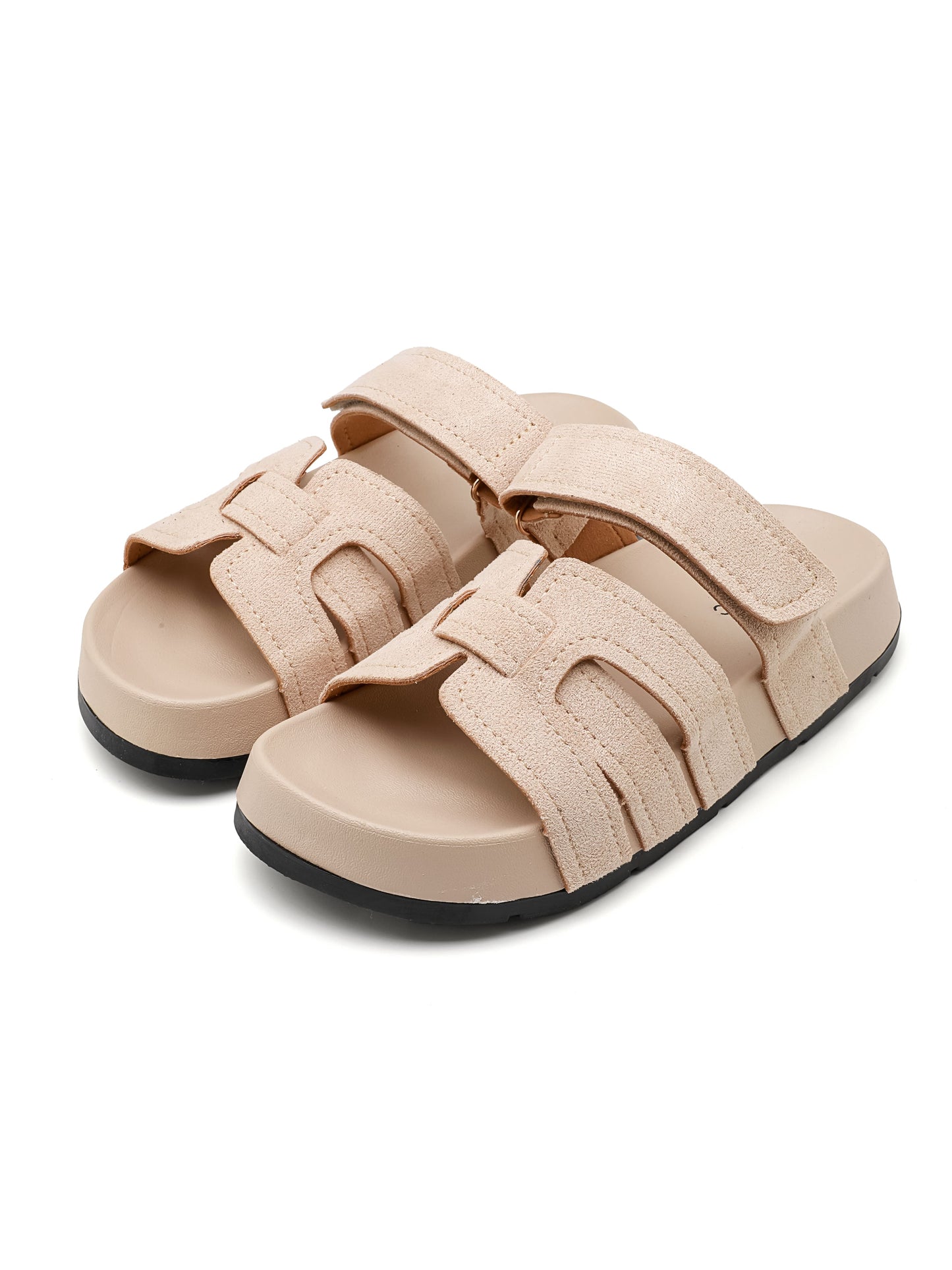 Sandali ISABAC, tomaia in materiale tecnico, cinturini regolabili e suola nera in gomma, design essenziale e funzionale.

Dettagli prodotto
• Made in China
• Materiali: Vegano (Materiali sintetici)
